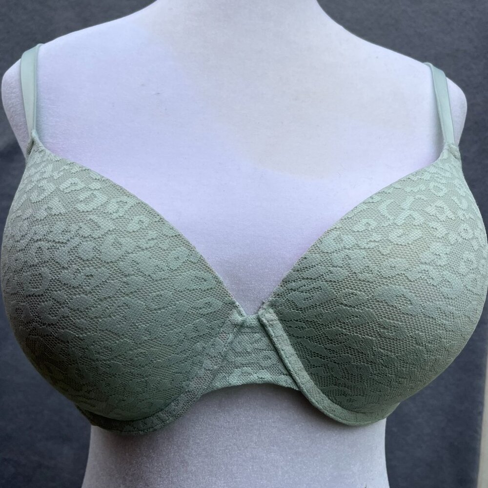 Victoria’s Secret 38C Pink Push Up Wear Everywhere GUC Light Blue Leopard